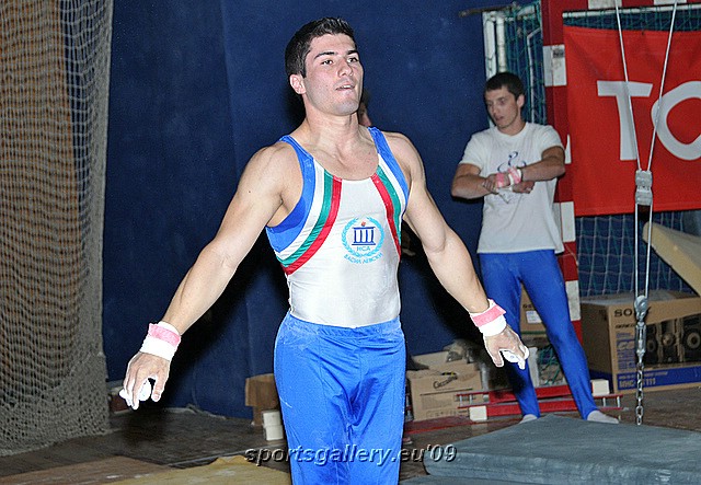 Stefan Kolimechkov - at the 2009 National Qualifications - Artistic Gymnastics