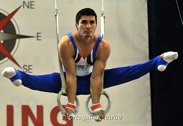 Стефан Колимечков във финала на халки от Държавното първенство по спортна гимнастика
